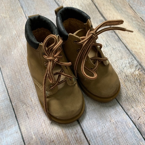 Baby brown lace up boots size 4 - Picture 5 of 6